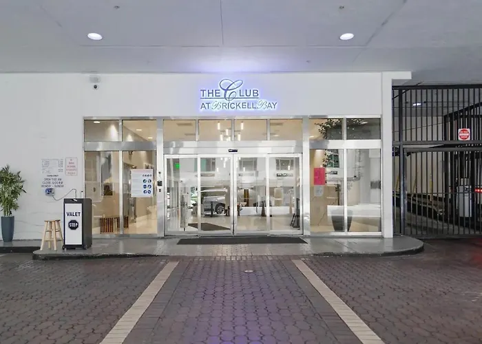 Brickell Center W/City & Bay View + Free Parking!