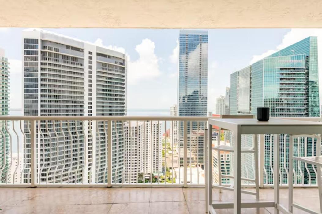 Brickell Center W/city & Bay View + Free Parking! Apartment *