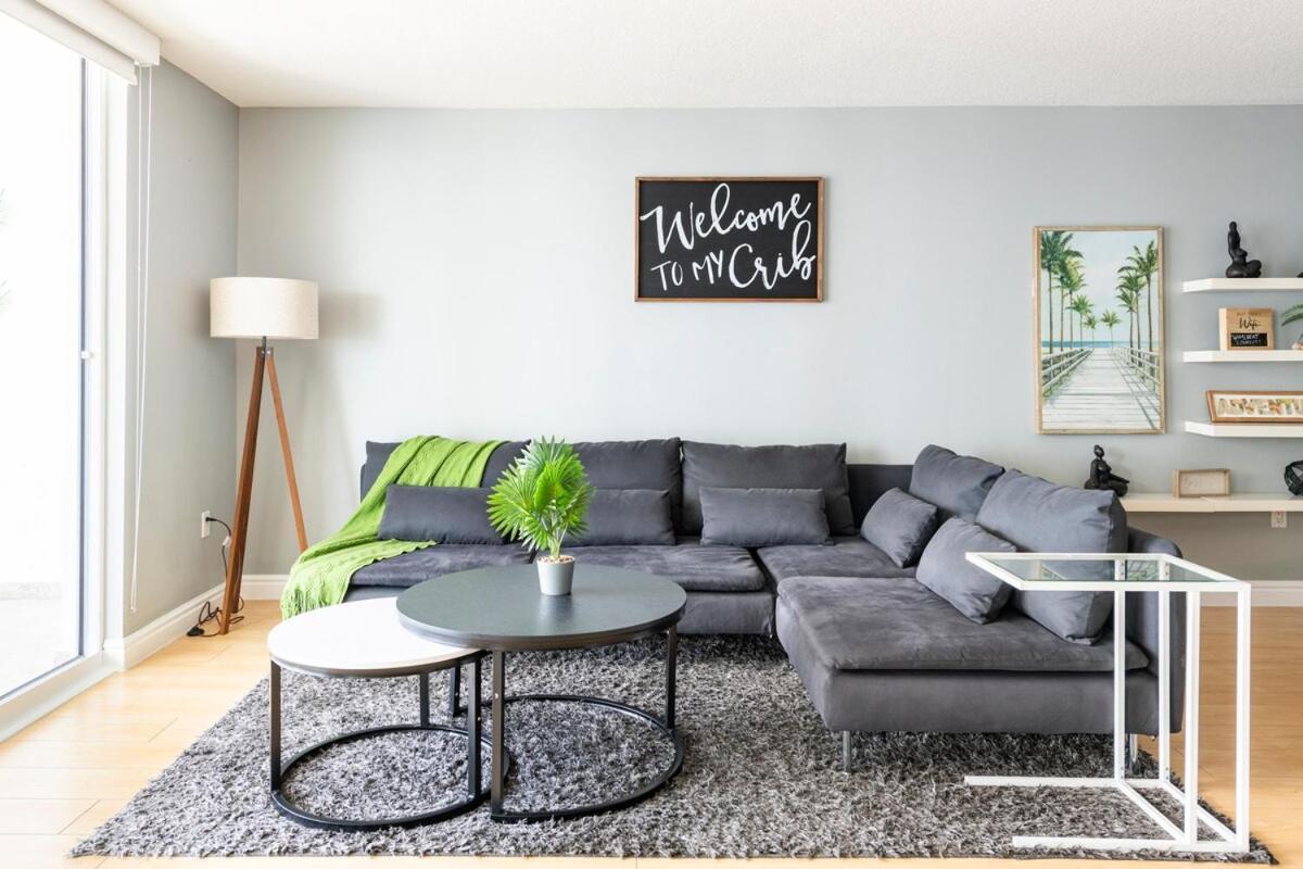 Apartment Brickell Center W/city & Bay View + Free Parking!